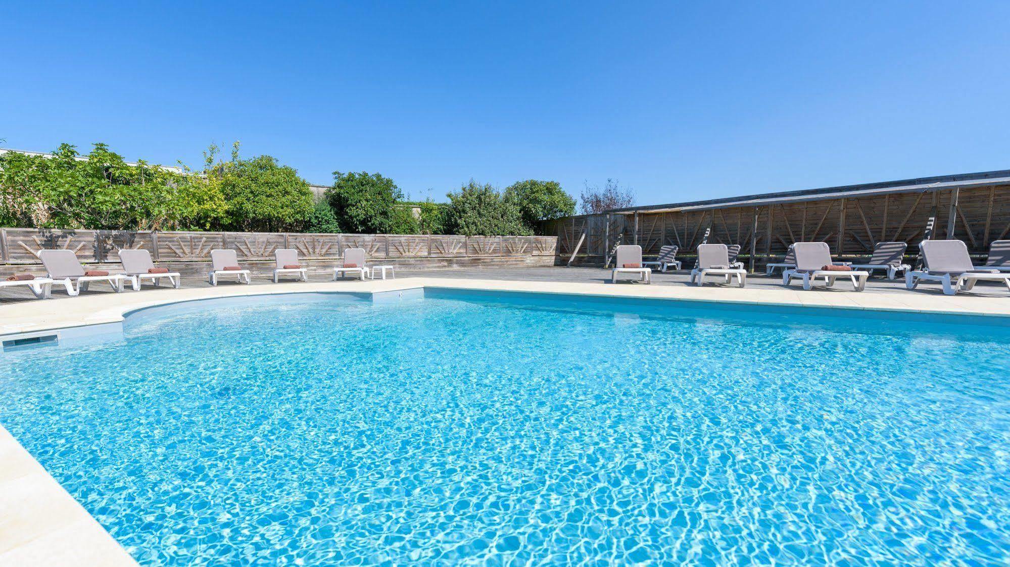 Cit'Hotel Le Relais Du Boisniard Chambretaud Eksteriør bilde